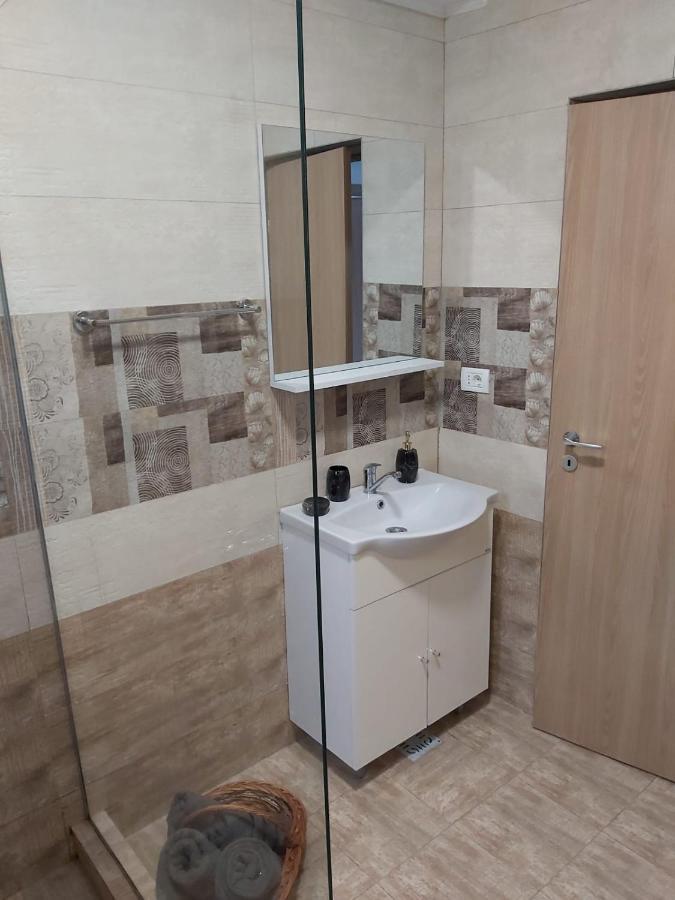 Kazeboo Apartament Navodari Bagian luar foto